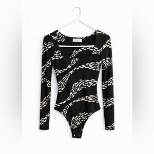 Fighting Eel / Ava Sky Black Fish Wave Paris Bodysuit XS